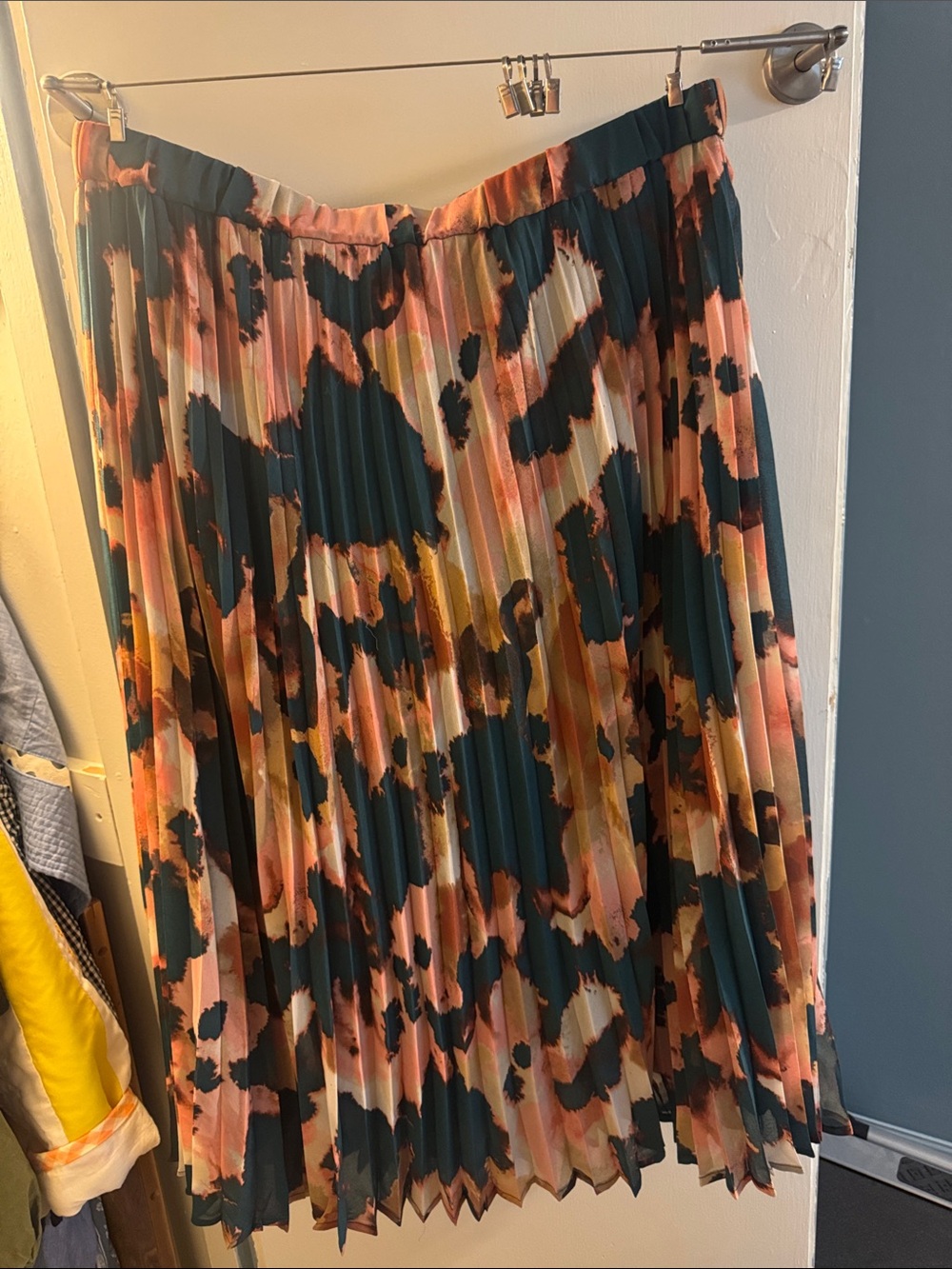 Banana Republic Pleated Midi Skirt in Pink, Green & Gold Abstract